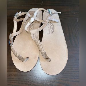 NWOT Rainbows 5.5-6.5